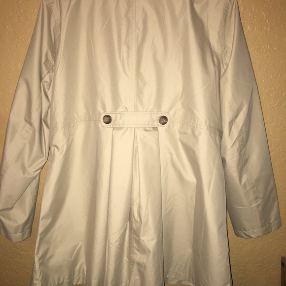 Lands End Women’s Jacket - Picture 5 of 7